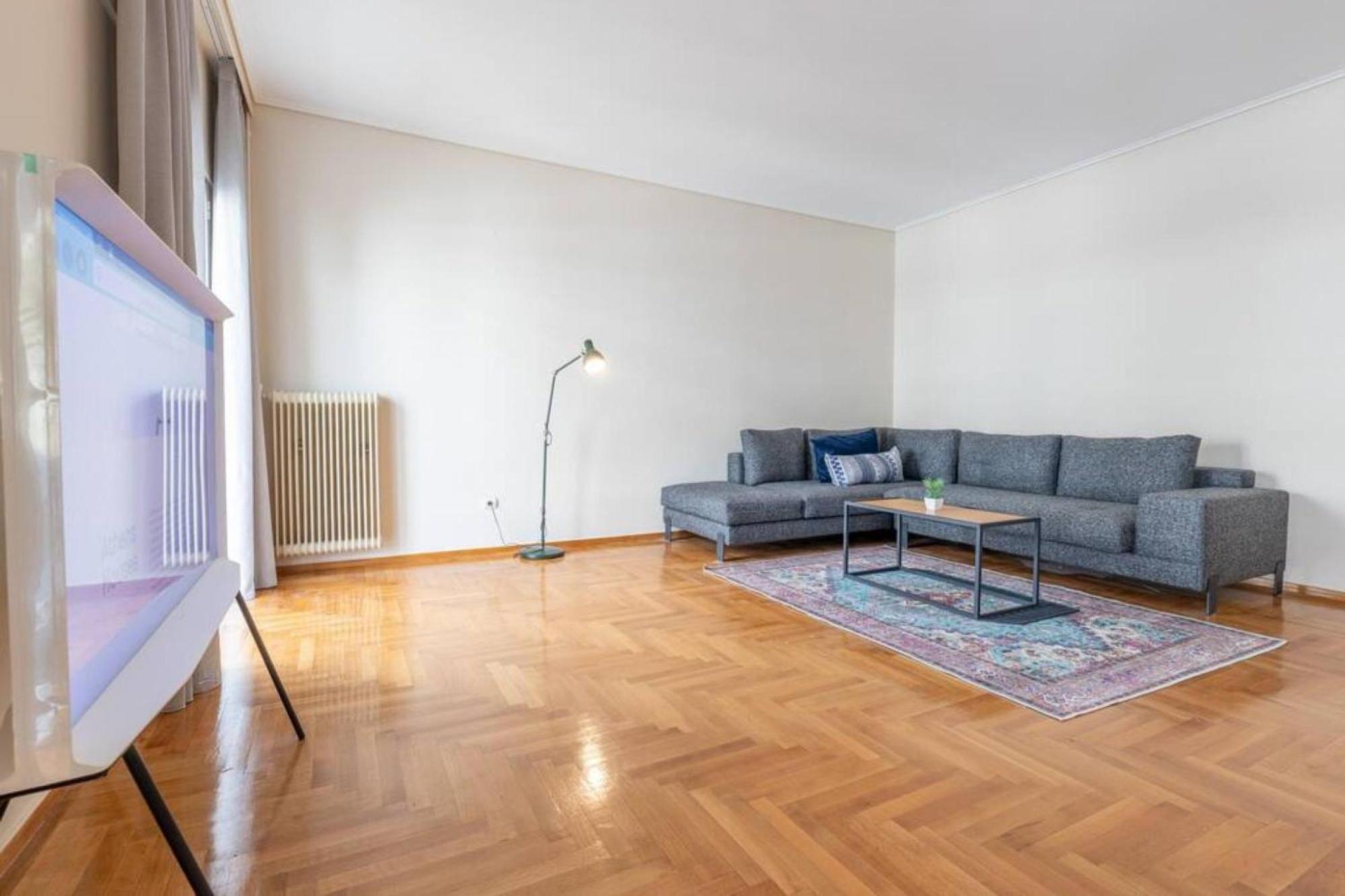 Amfitritis Family Lux Apartment At Palaio Faliro Aten Exteriör bild