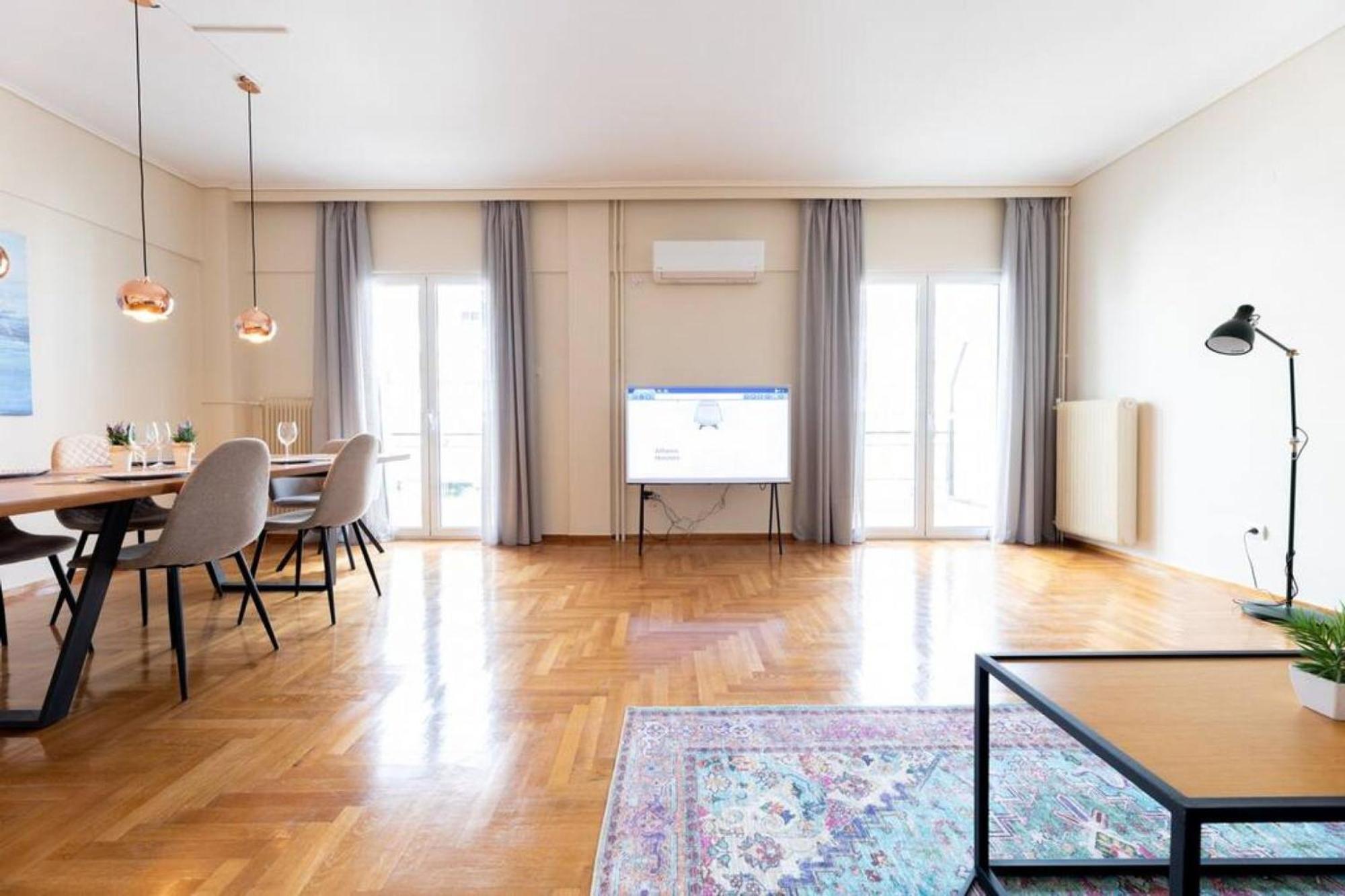Amfitritis Family Lux Apartment At Palaio Faliro Aten Exteriör bild